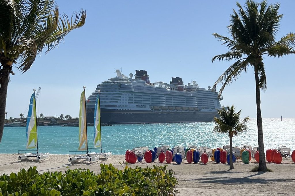Disney Dream vs. Disney Wish: Which Disney Cruise Ship is Right for You?